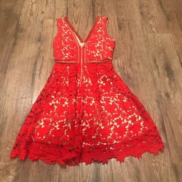 Breathtaking red lace Alya dress - worn once! - Picture 5 of 6